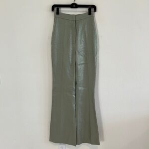 NWT House of CB Vania Pistachio Shimmer Pant